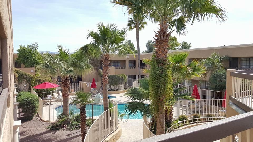 Hotel Ramada Tucson East Exterior foto